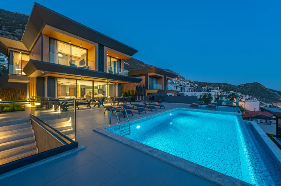 Kalkan Marina Villa – Luxury Sea-Facing Villa with Private Pool